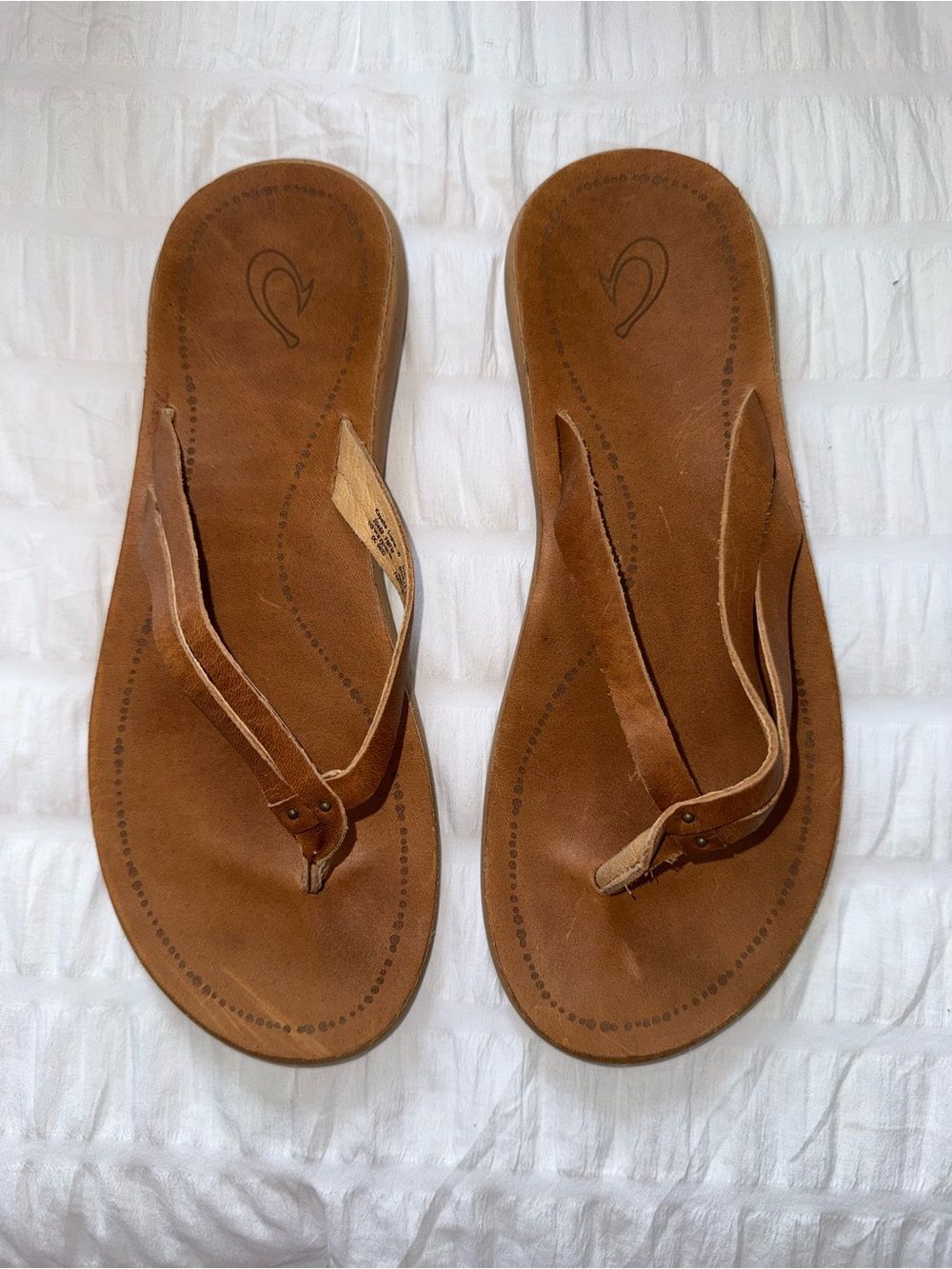 Olukai Kapeha Luana Womenโs Brown Leather Flip Flop Sandals Size 8 !